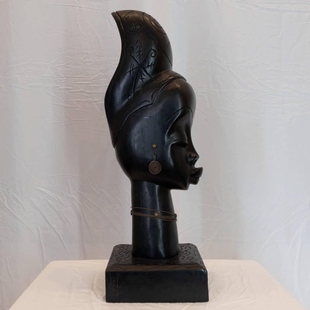 Hand-Carved African Woman Bust Sculpture – Ebony Style Wood Head Statue